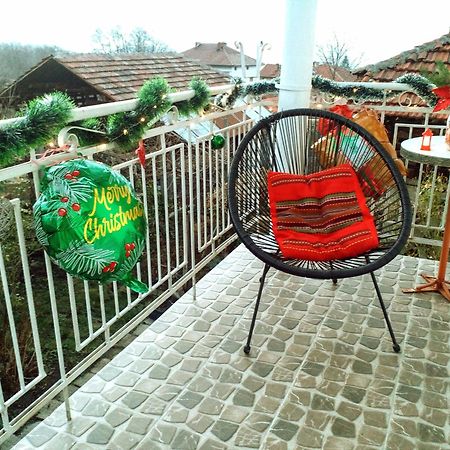Guest House Emiliya Ovchartsi  المظهر الخارجي الصورة