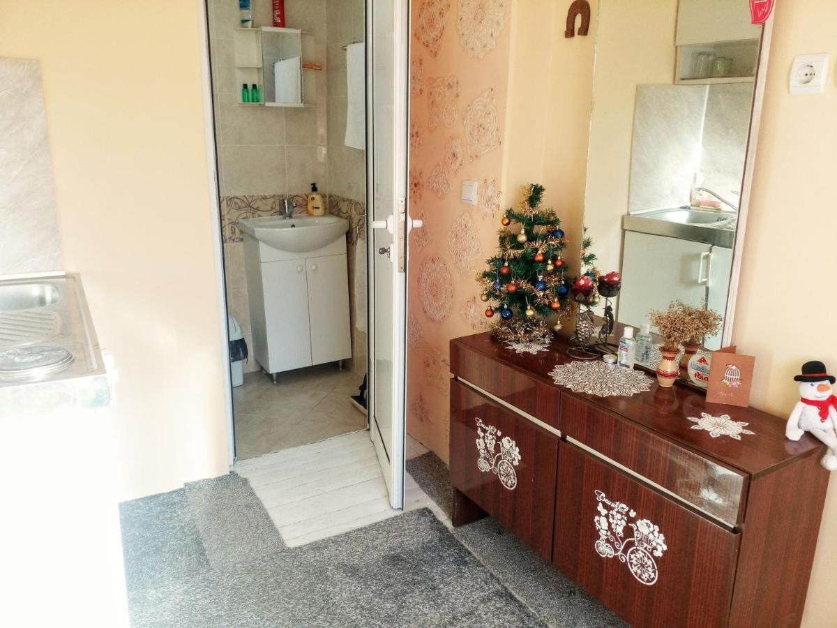 Guest House Emiliya Ovchartsi  المظهر الخارجي الصورة